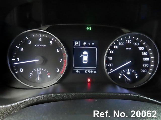  Hyundai / Avante Stock No. 20062